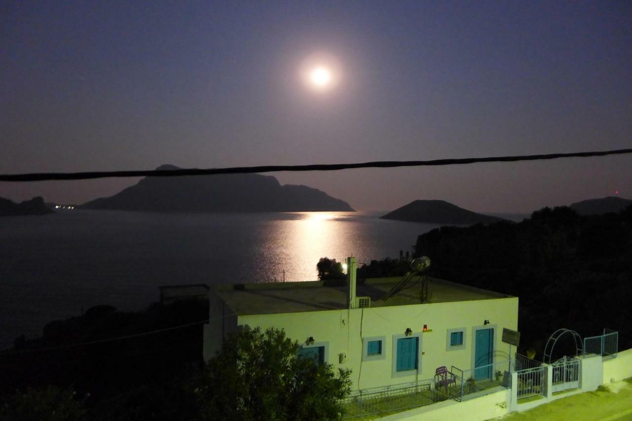 Вілла Kalymnos Skalia Mountain-Sea Екстер'єр фото