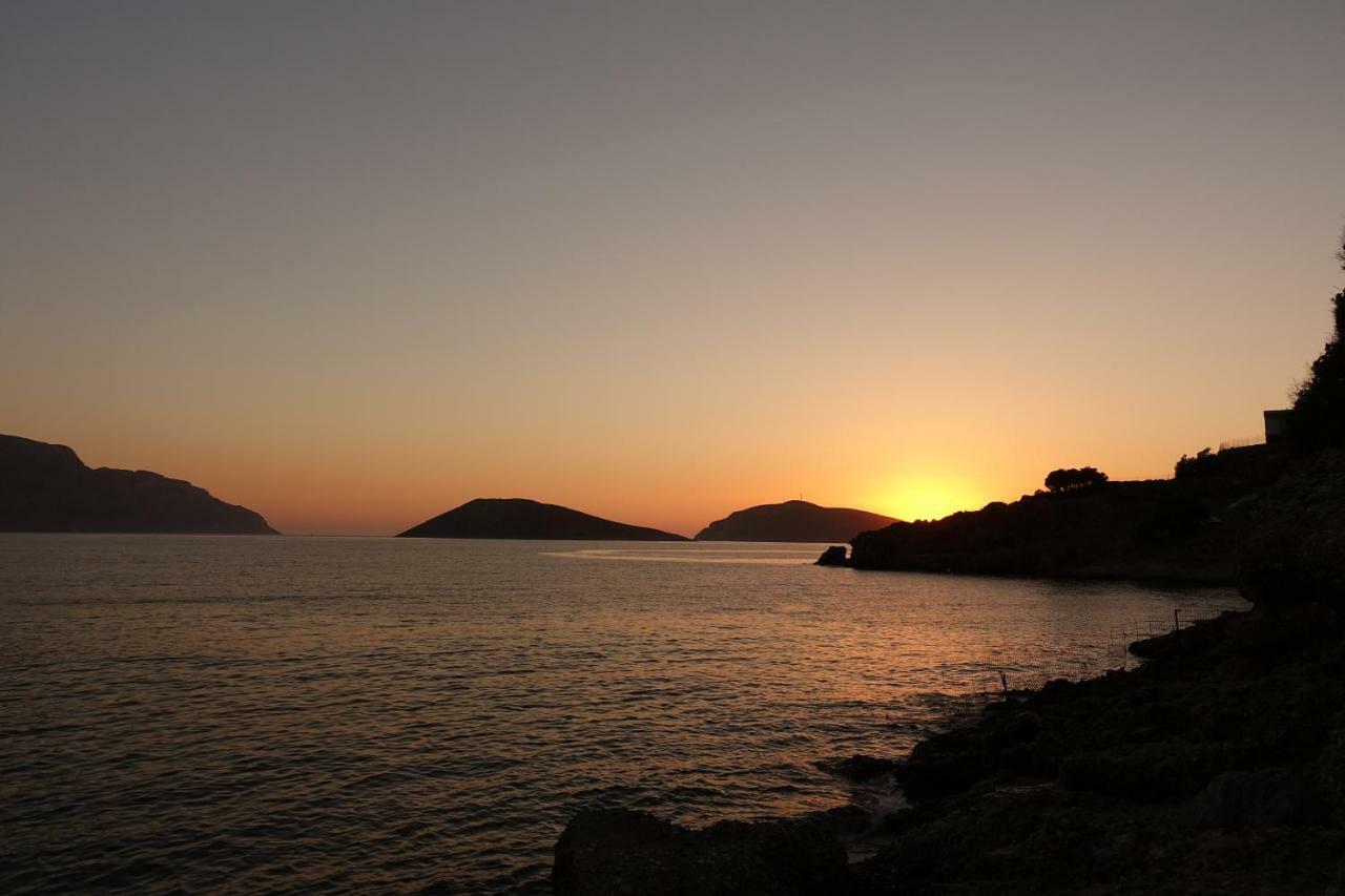Вілла Kalymnos Skalia Mountain-Sea Екстер'єр фото